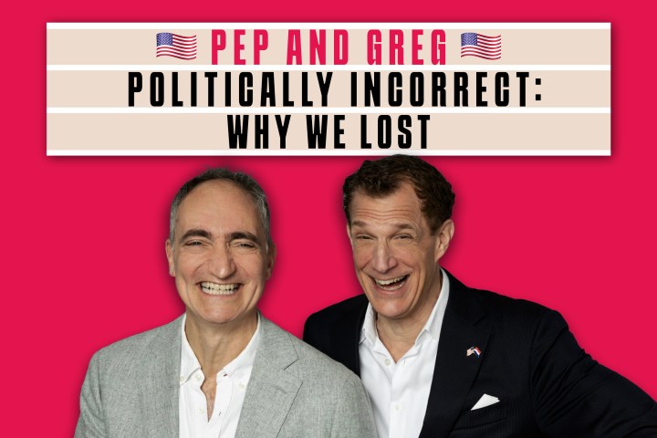 Pep Rosenfeld, Gregory Shapiro are posing for a picture